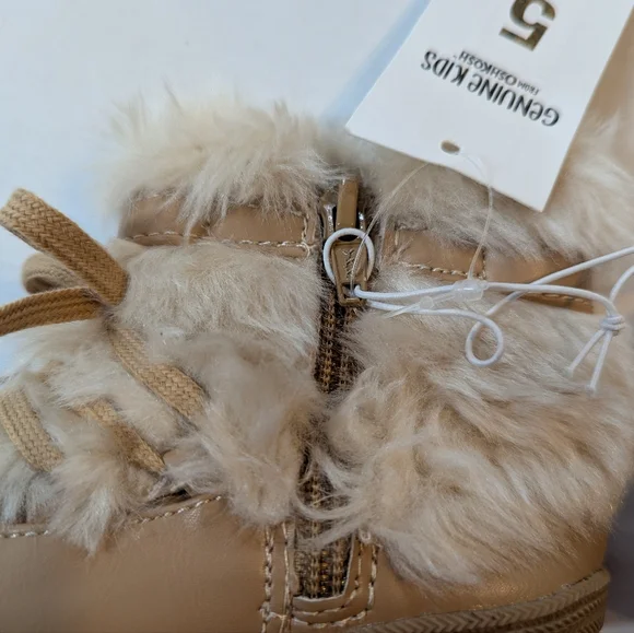 Genuine Kids By Oshkosh Toddler Boots Size 5 BNWT - Picture 8 of 11